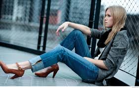 Stylish Girls Images Wallpaper HD Download