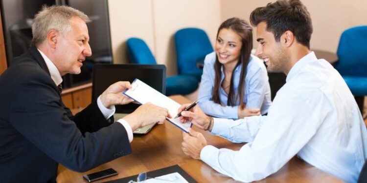 How to Manage Real Estate Leads with CRM 