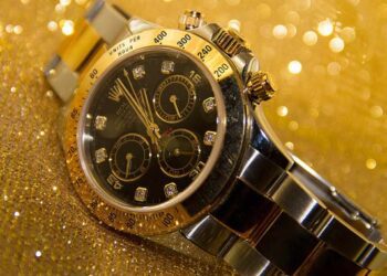 Should You Try Selling Watch In A Local Pawnshop Over Other Options?