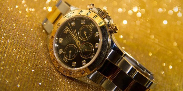 Should You Try Selling Watch In A Local Pawnshop Over Other Options?