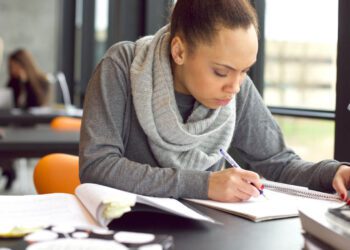 Relevant and Practical Tips for Preparing for a Job While Still in College