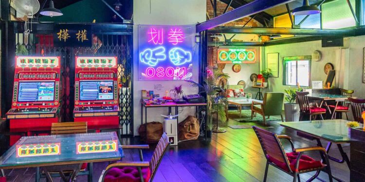 Top 3 Neon Light Café in Johor Bahru Malaysia