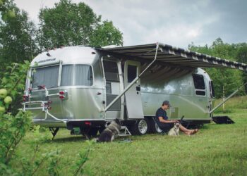 How to Stay Productive with Work While Vacationing at an RV Park