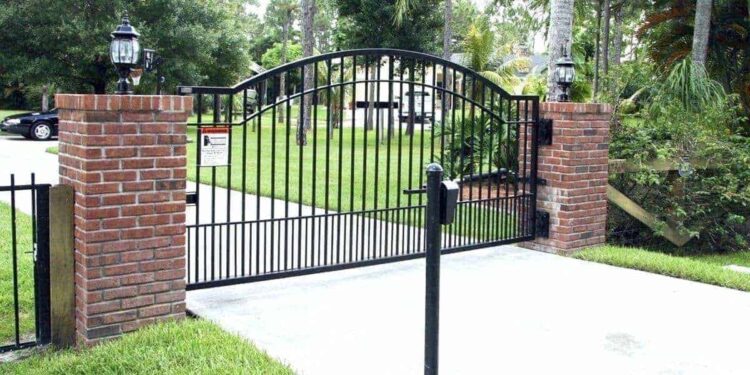Get proper Estimation Before Hiring gate installation services 