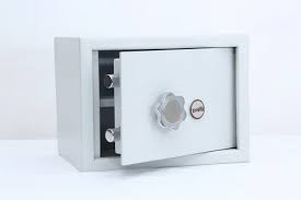 Building a Profitable Strongroom: A Step-by-Step Guide to Sourcing and Installing Safe Deposit Boxes