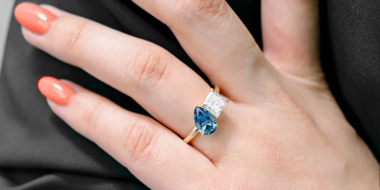 Lab Grown Diamond Ring: Discover the Beauty of a Toi et Moi Ring Lab Grown